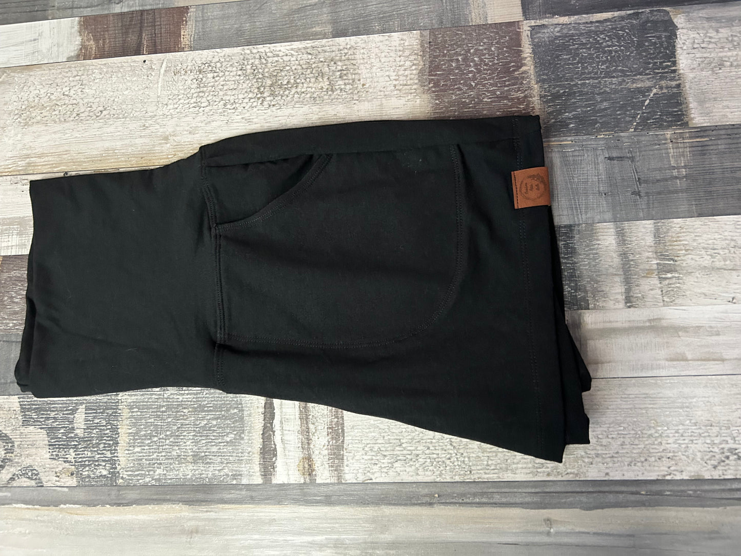 culotte courte noire femme