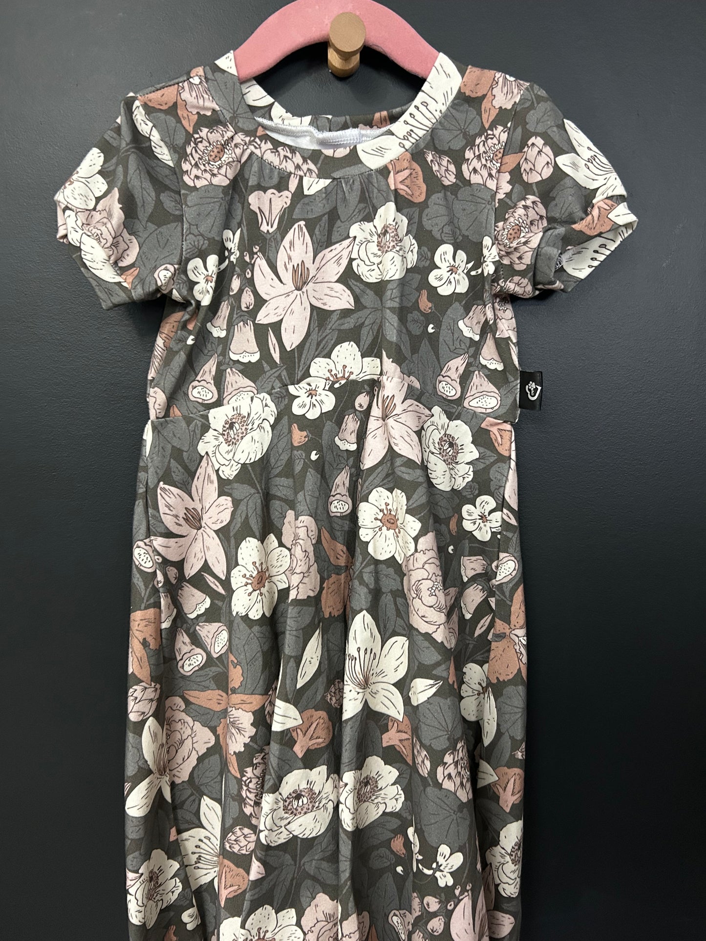 Robe fleurs neutre 3-6 ans