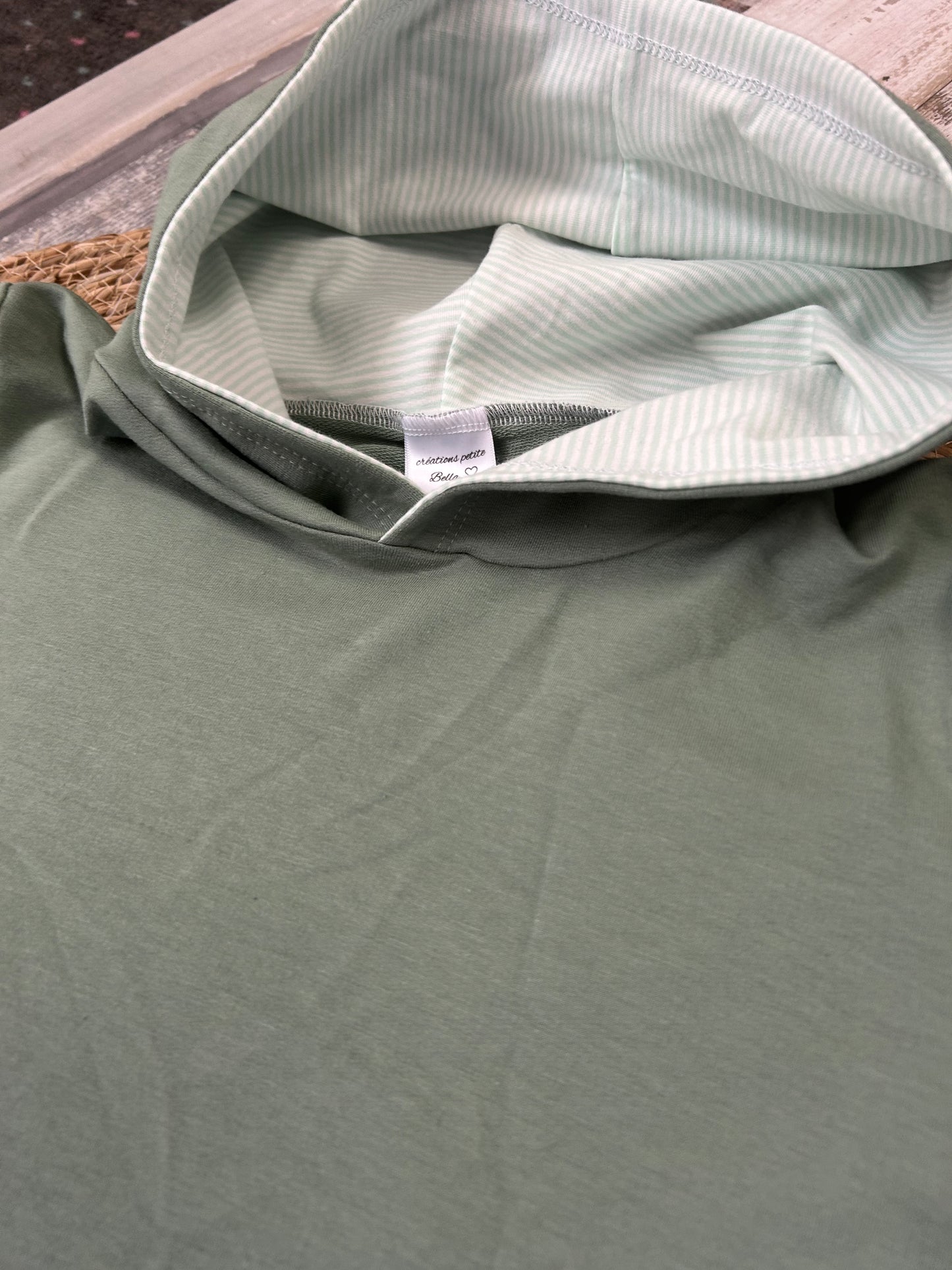 Chandail Lyli à capuchon à capuchon